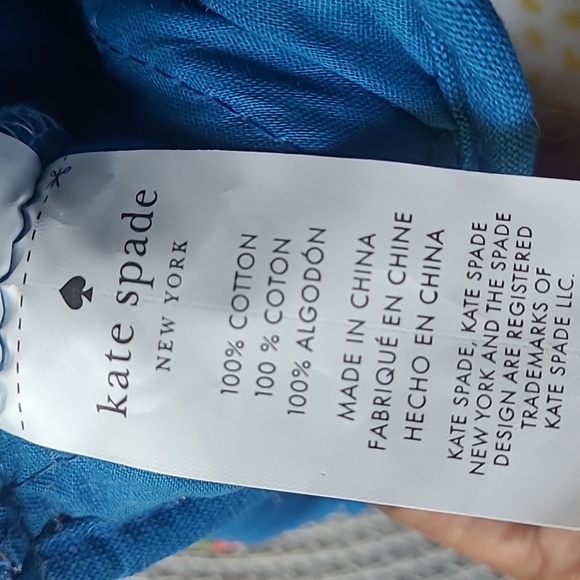 ♠️🍅Kate Spade Kitchen Towels & Mitts Set - Picture 6 of 9